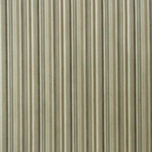 ���\������